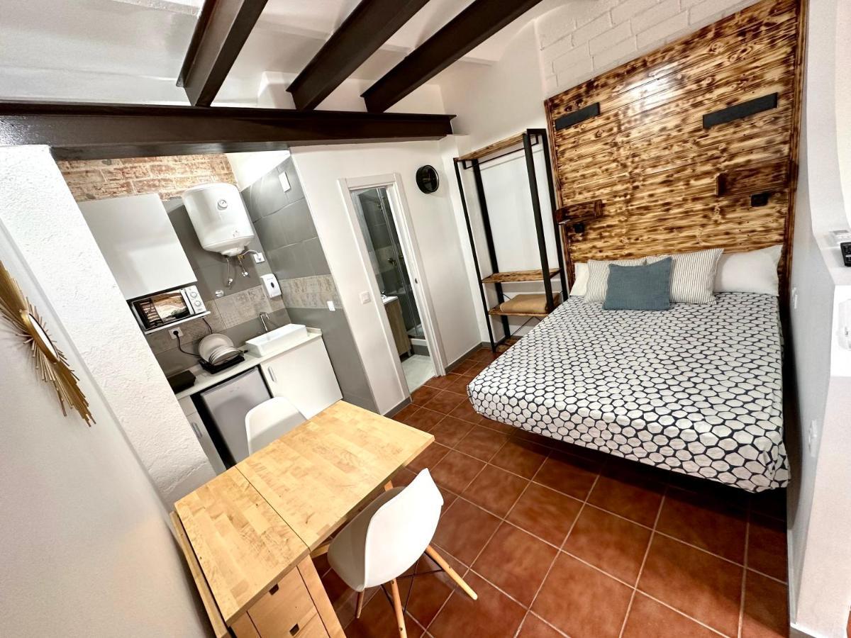 Nuevos Apartamentos Frente Al Mar Y A La Playa كاستيلديفيلس المظهر الخارجي الصورة